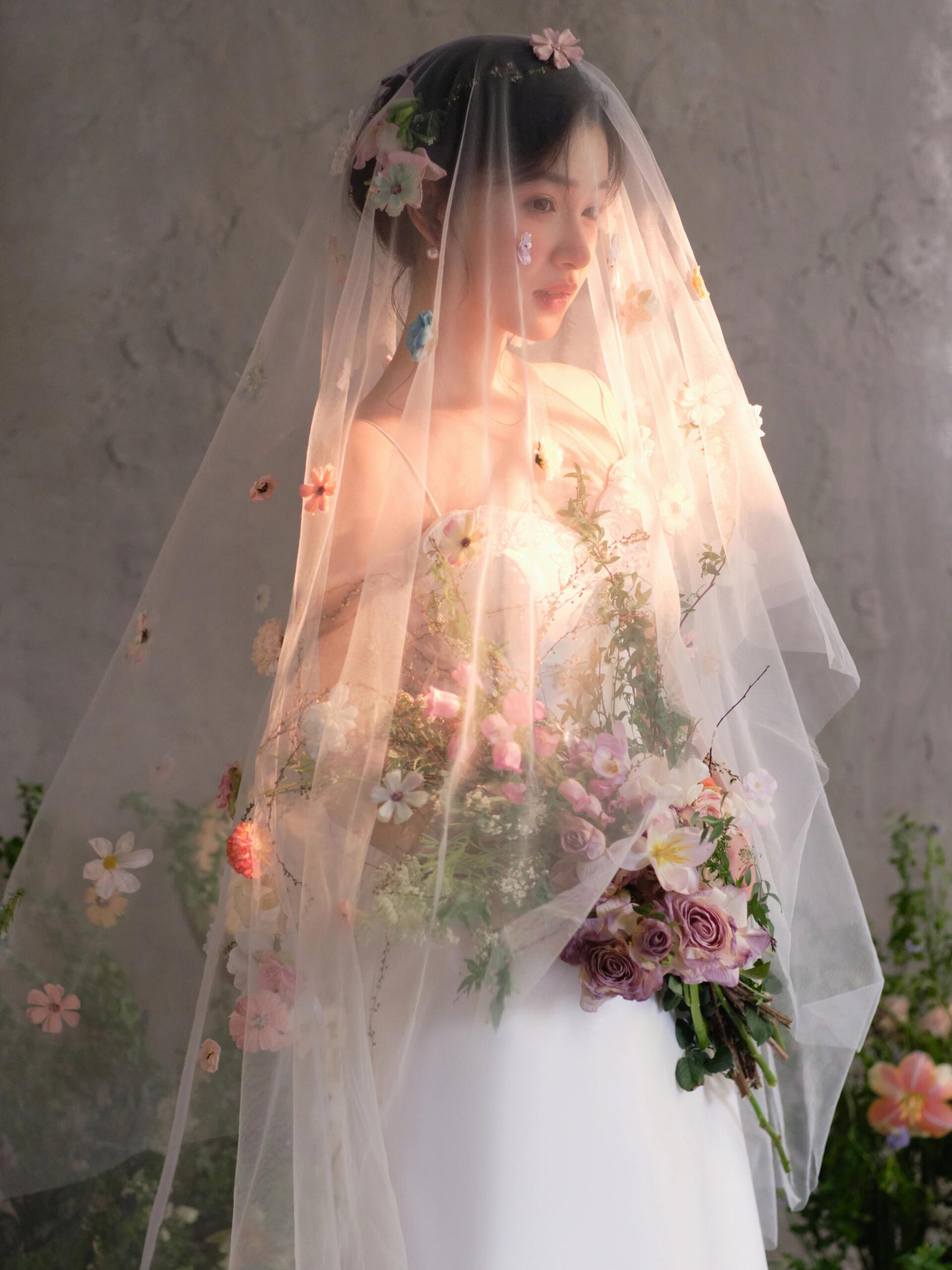 双极位微电影拍摄苏州婚纱摄影10服10造10放大