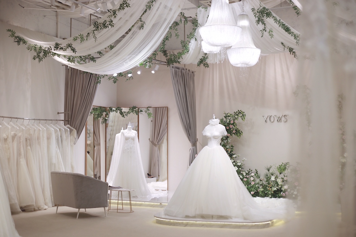 Vows Couture婚纱