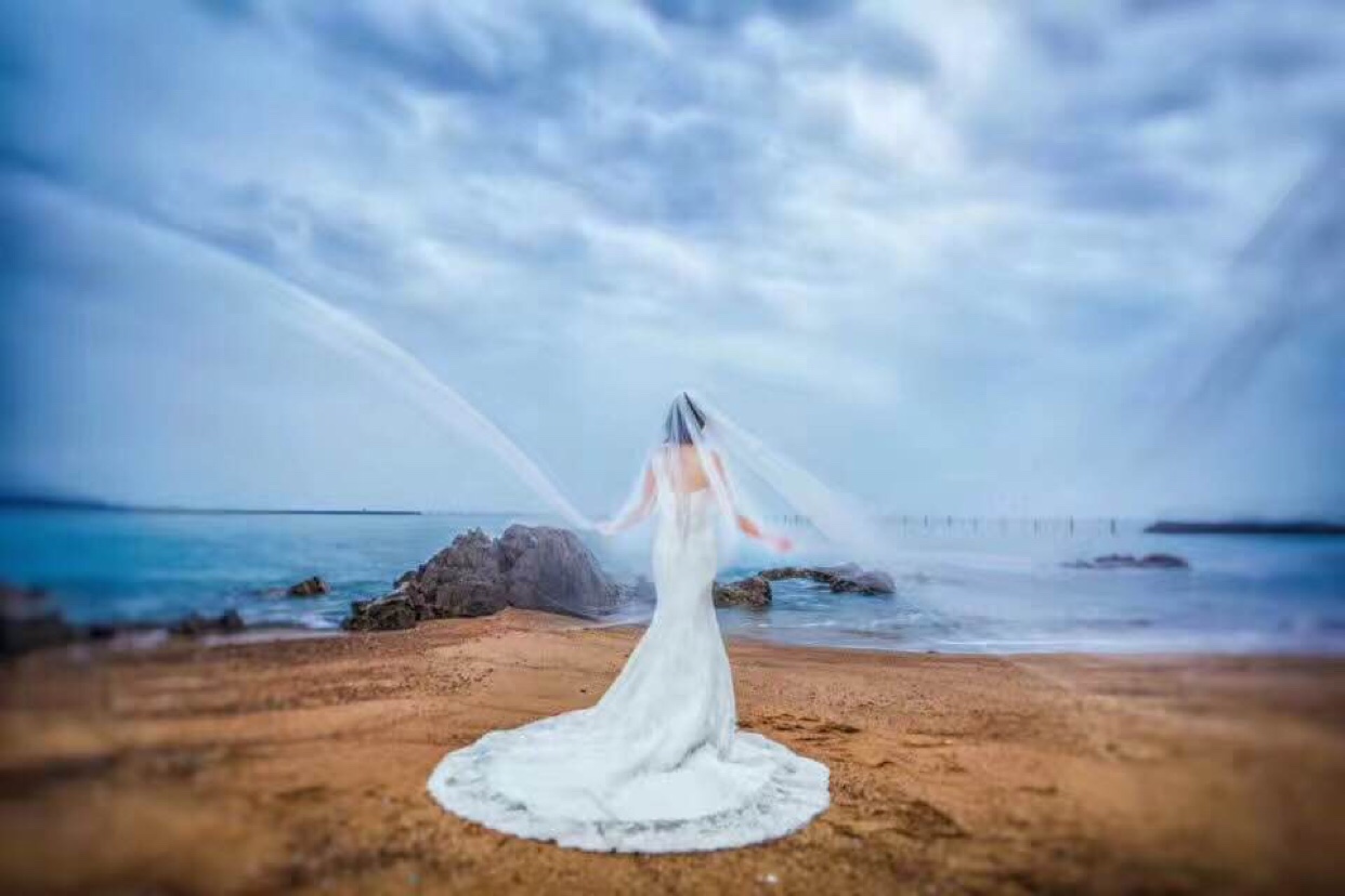 米兰婚纱老板_深圳皇室米兰婚纱摄影