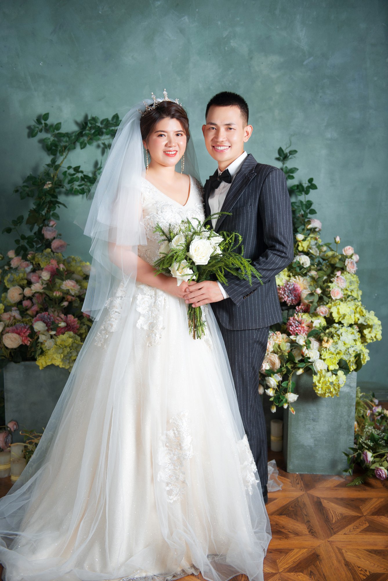 李波龙&安娜的婚礼邀请  我们将在09月28日举行婚礼诚挚邀请你