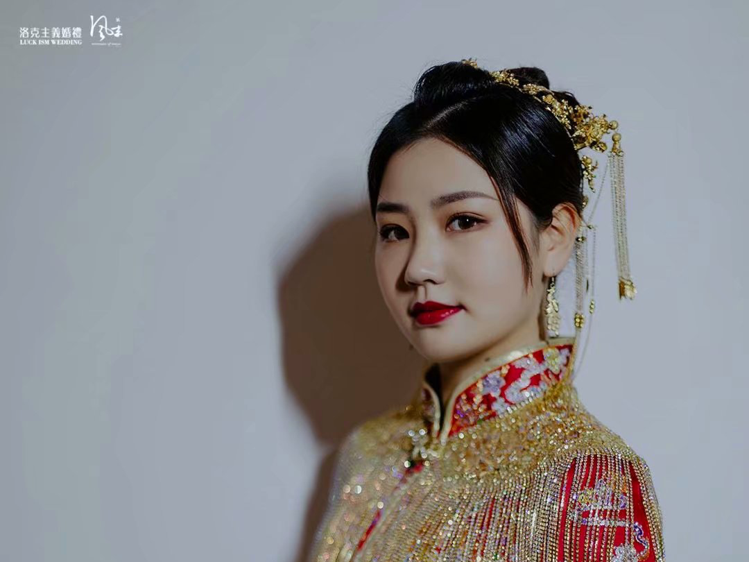 婚礼跟妆半天(出门•仪式•敬酒)妆面发型