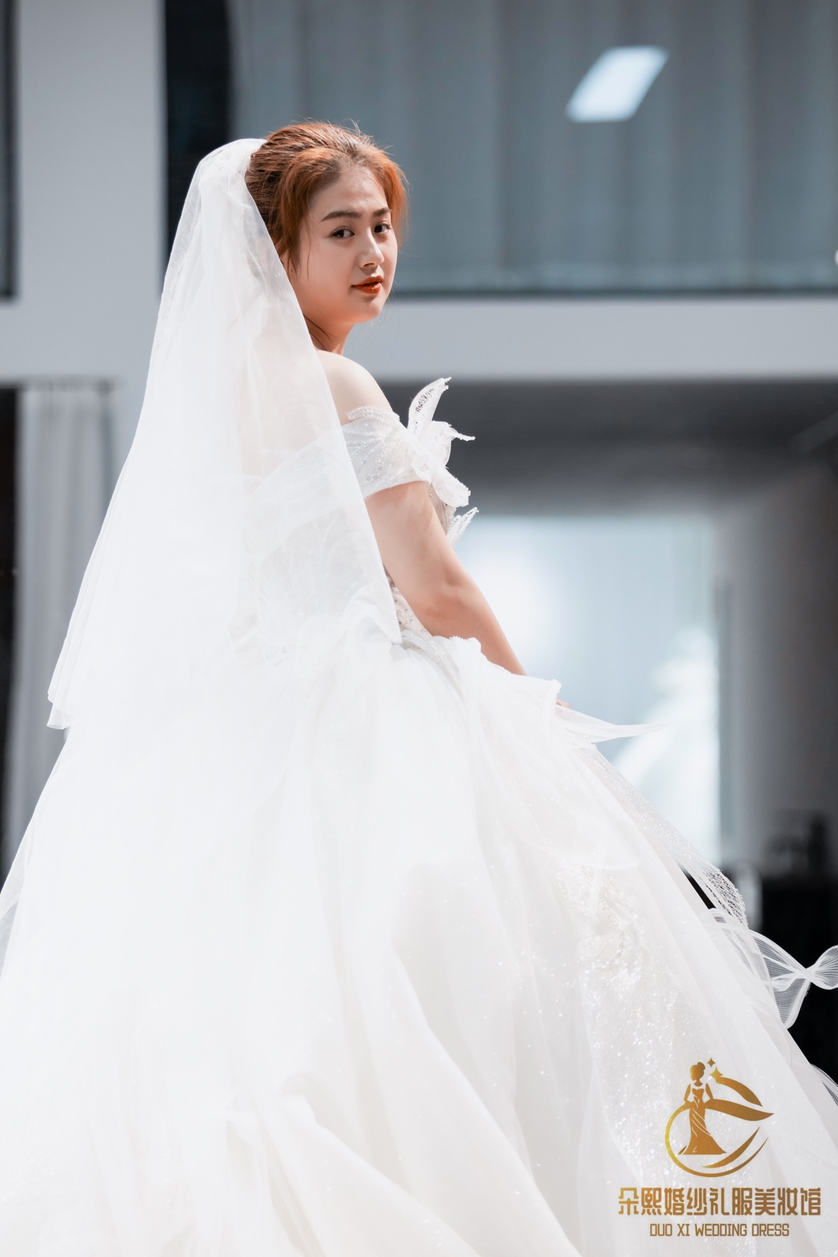 朵熙高端婚纱礼服馆