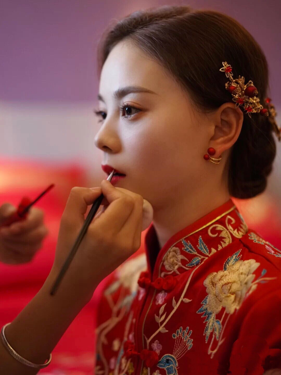 资深婚礼专业跟妆师-全程跟妆