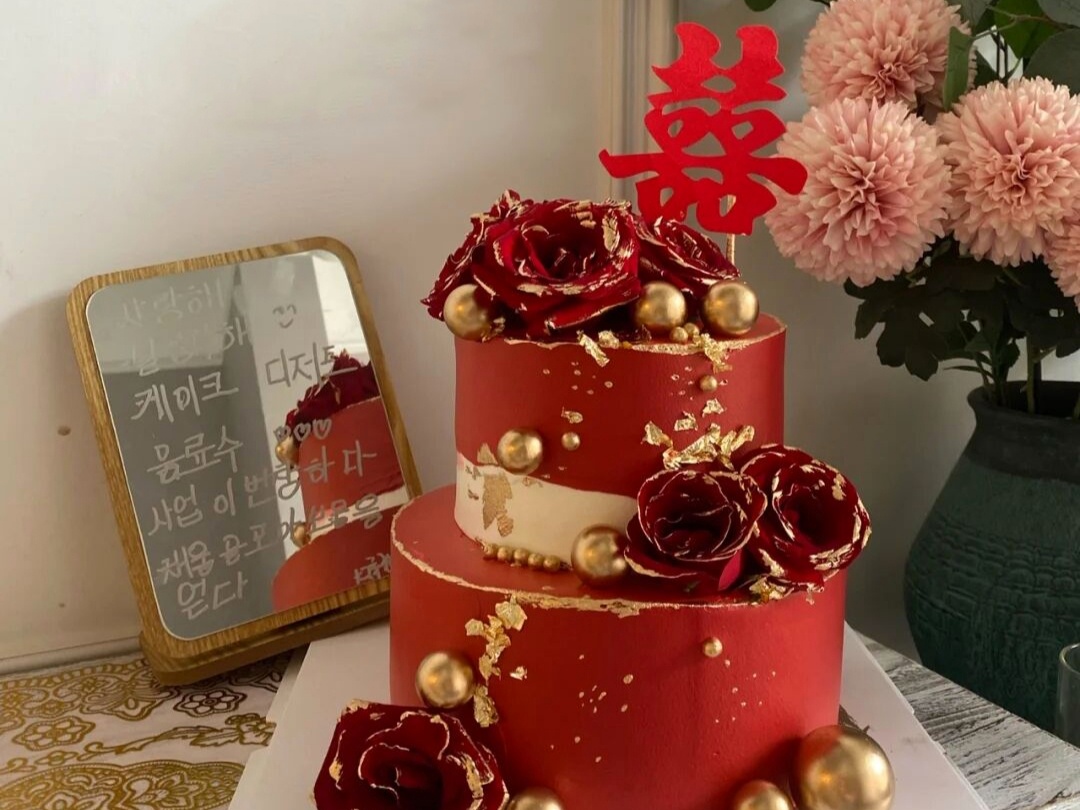 浪漫高端婚禮蛋糕婚禮甜品臺(tái)定制