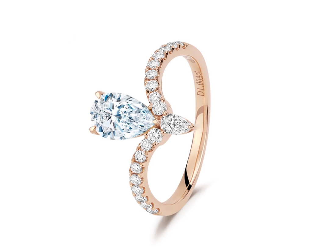 爱冕【真爱加冕】小众梨形钻求婚钻戒定制