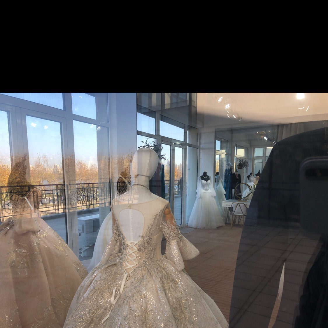 BestLove婚纱礼服馆