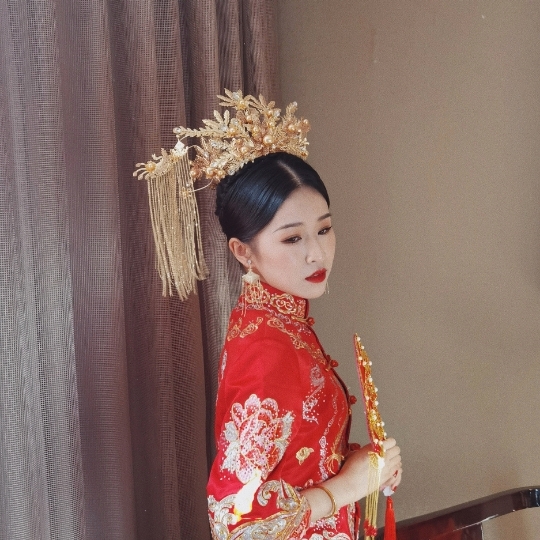 【囍】总监级化妆师六安市全天跟妆