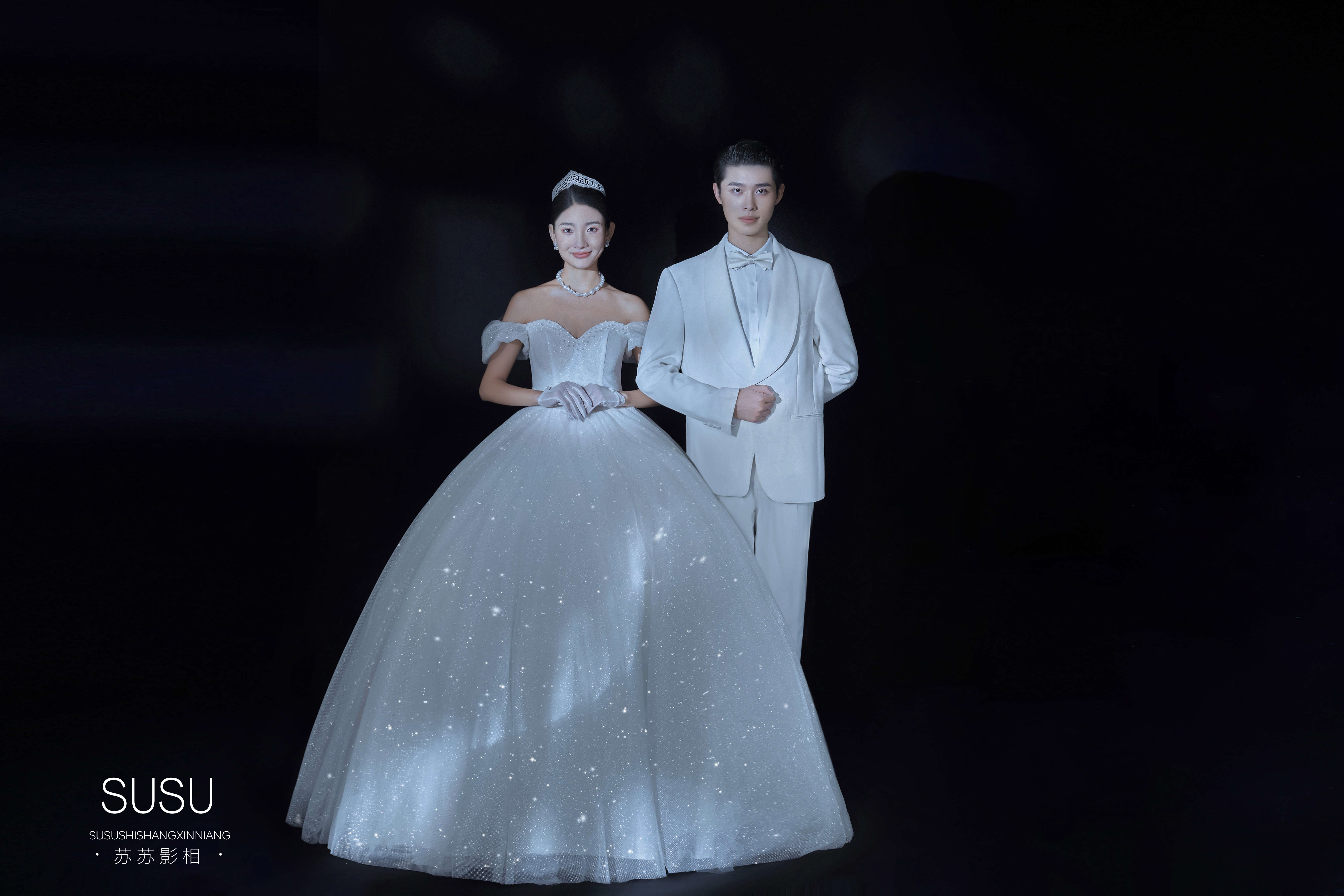 新人必拍的室内光影婚纱照|仪式感满满