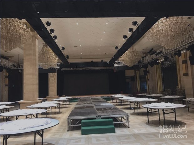 小预算搞定香槟色婚礼，这些流程一个都不能少