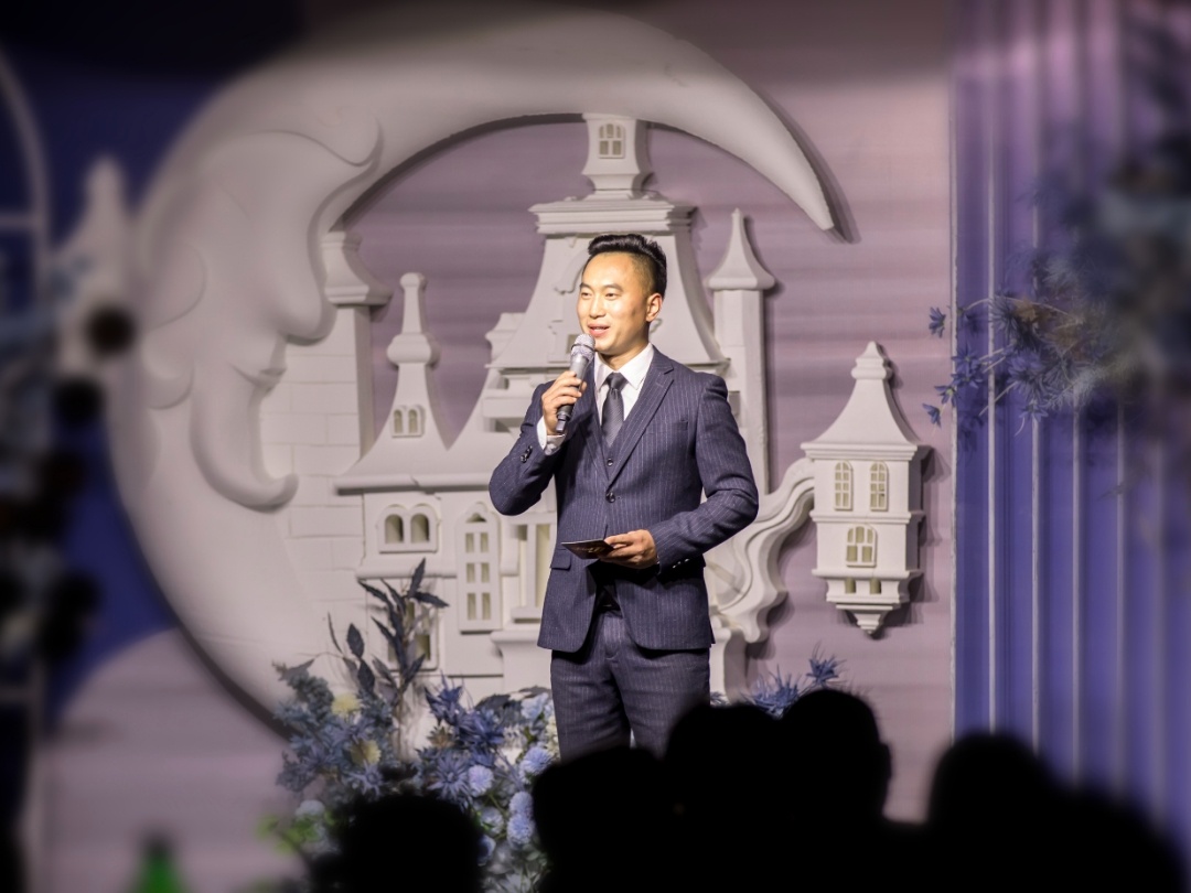 走心、温暖、幽默 宴会主持人李辰+督导