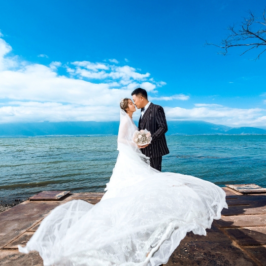 阁楼婚纱婚礼会馆大理旅拍