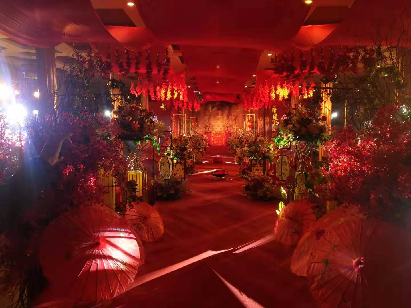 结婚啦[大笑][大笑][大笑]