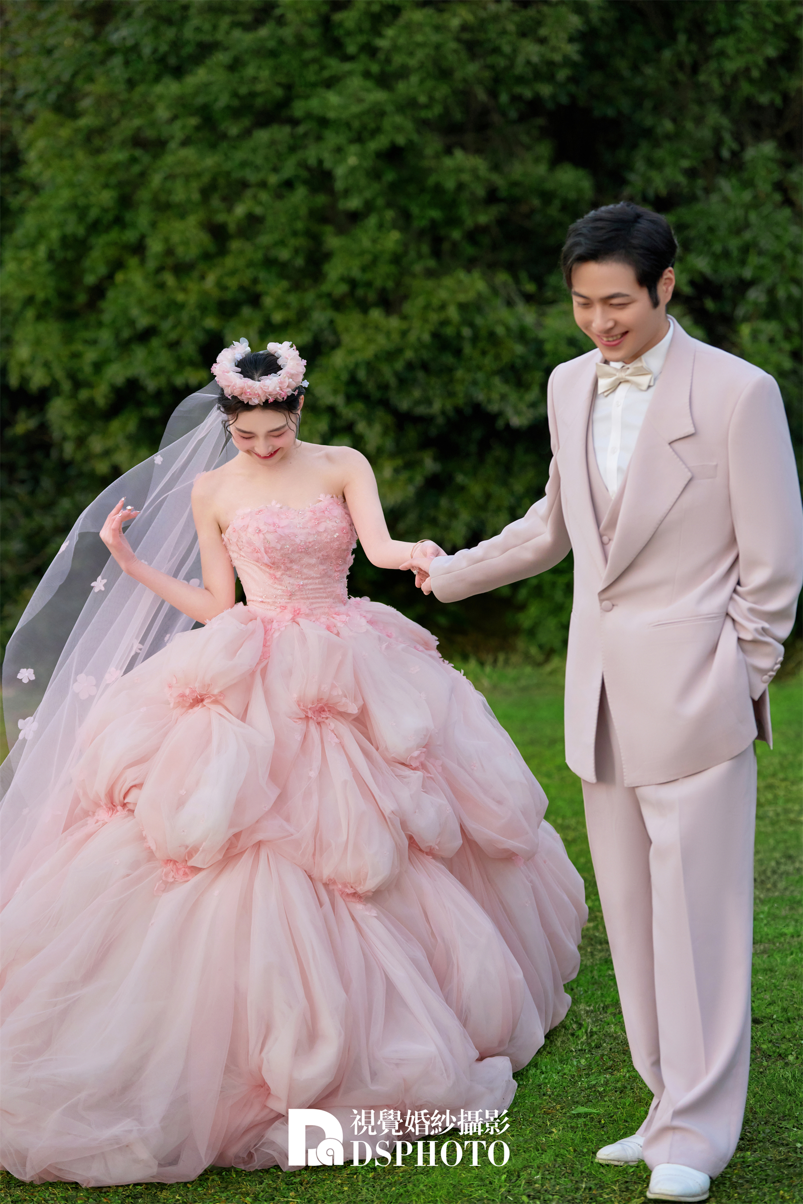 粉纱/森系草坪婚纱照