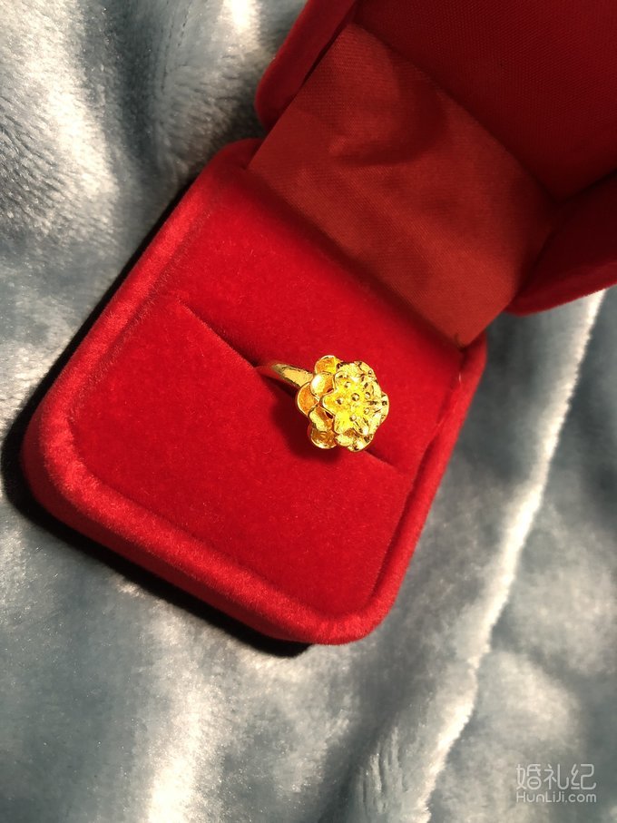 婆家带我挑黄金，总有种占便宜的感觉...