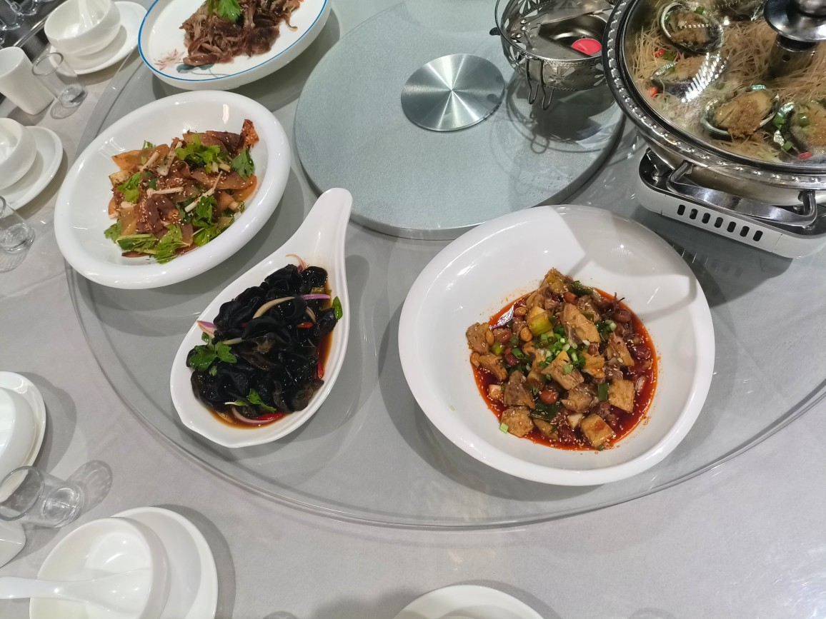 启程宴会艺术中心(蓬溪店)的用户评价