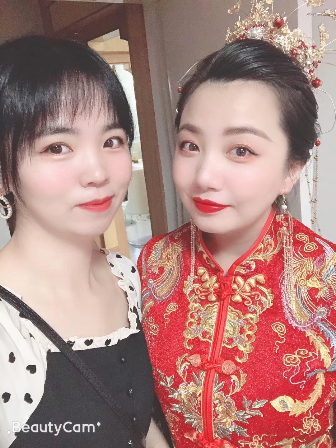新娘和伴娘们一起美丽，一个都不能少