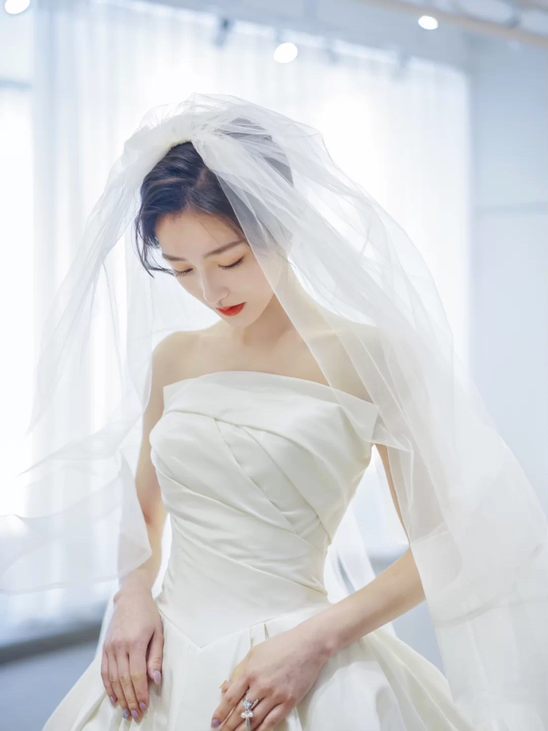 男士量身定制礼服＋女士三件套