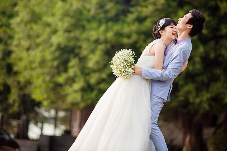 婚纱照化妆师_婚纱照图片唯美