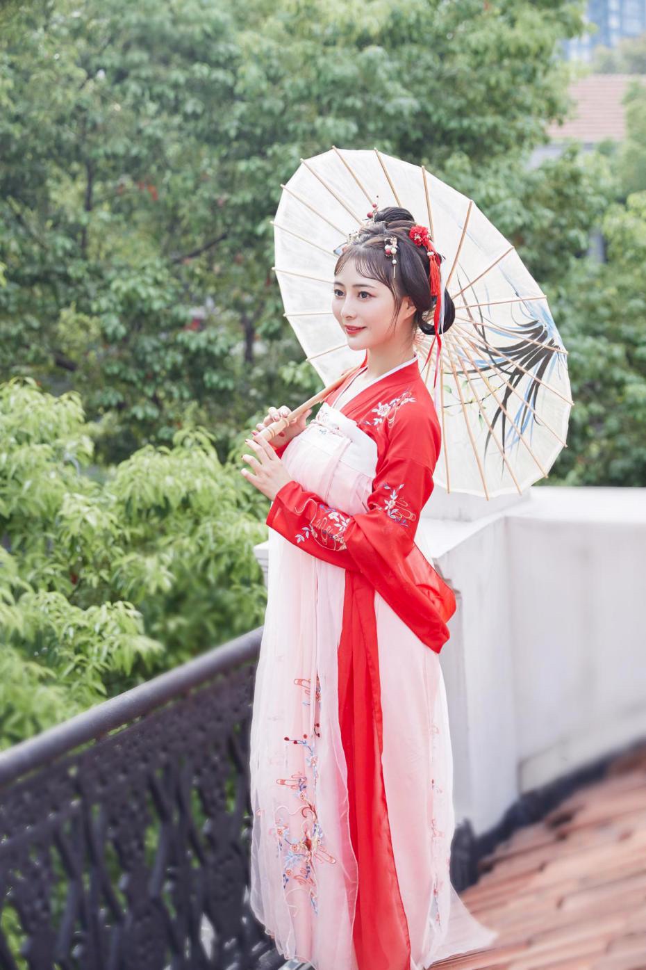 出门造型不洋气？我的中式造型来打样！