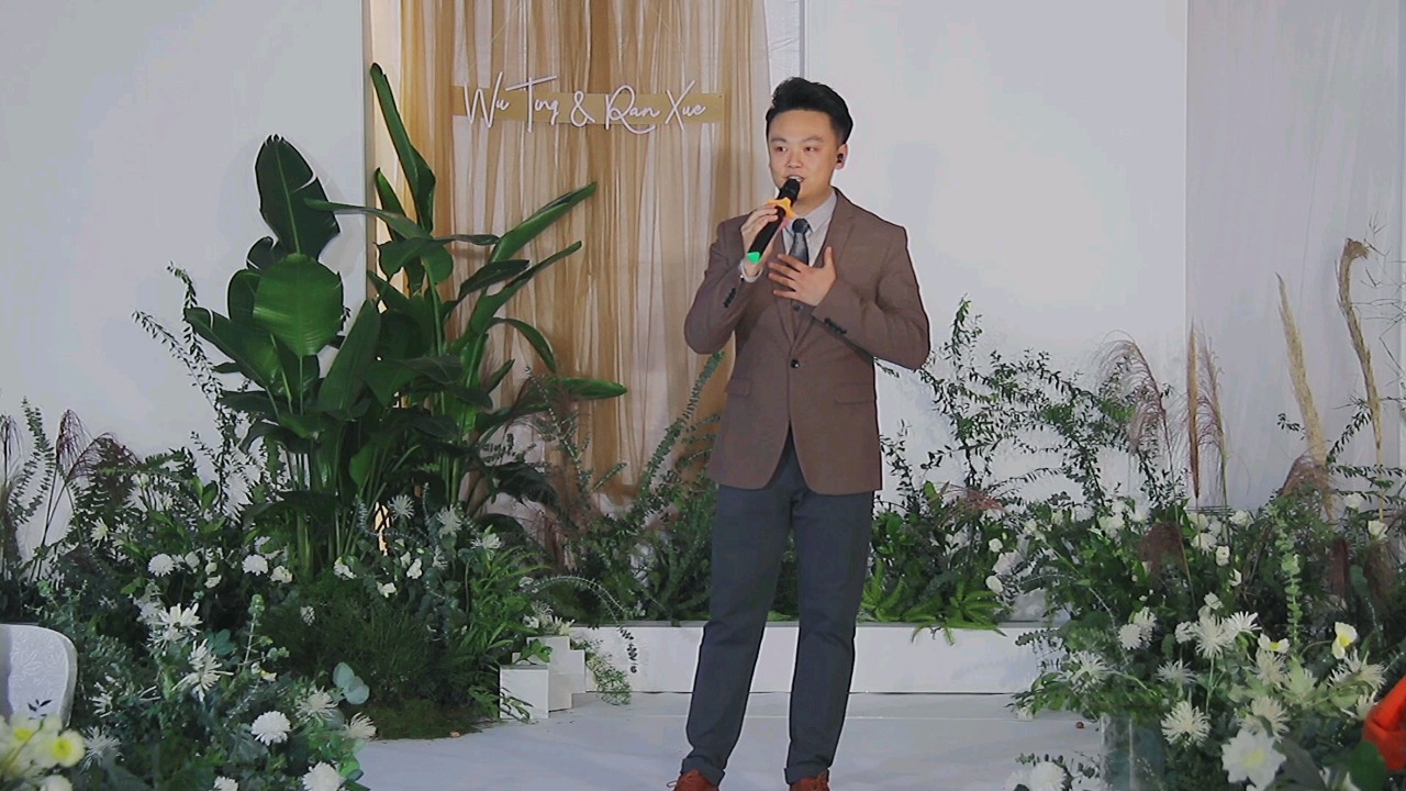 【人气主持朝阳】“10月10号”的婚礼