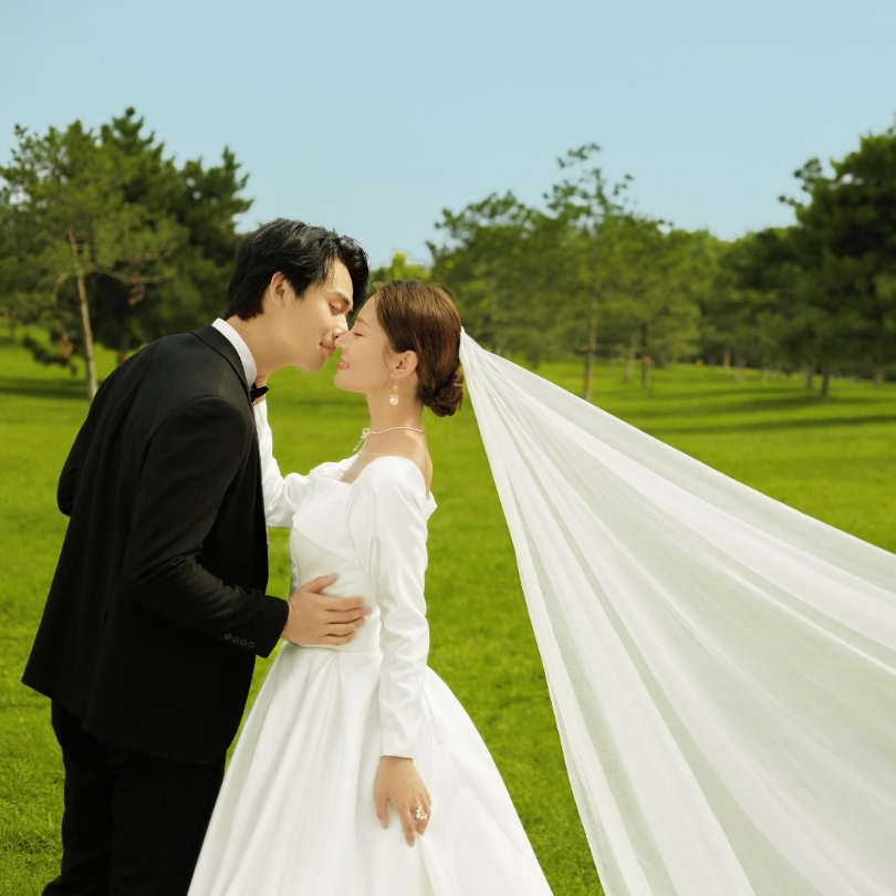 2022春夏抢档/复古婚纱照