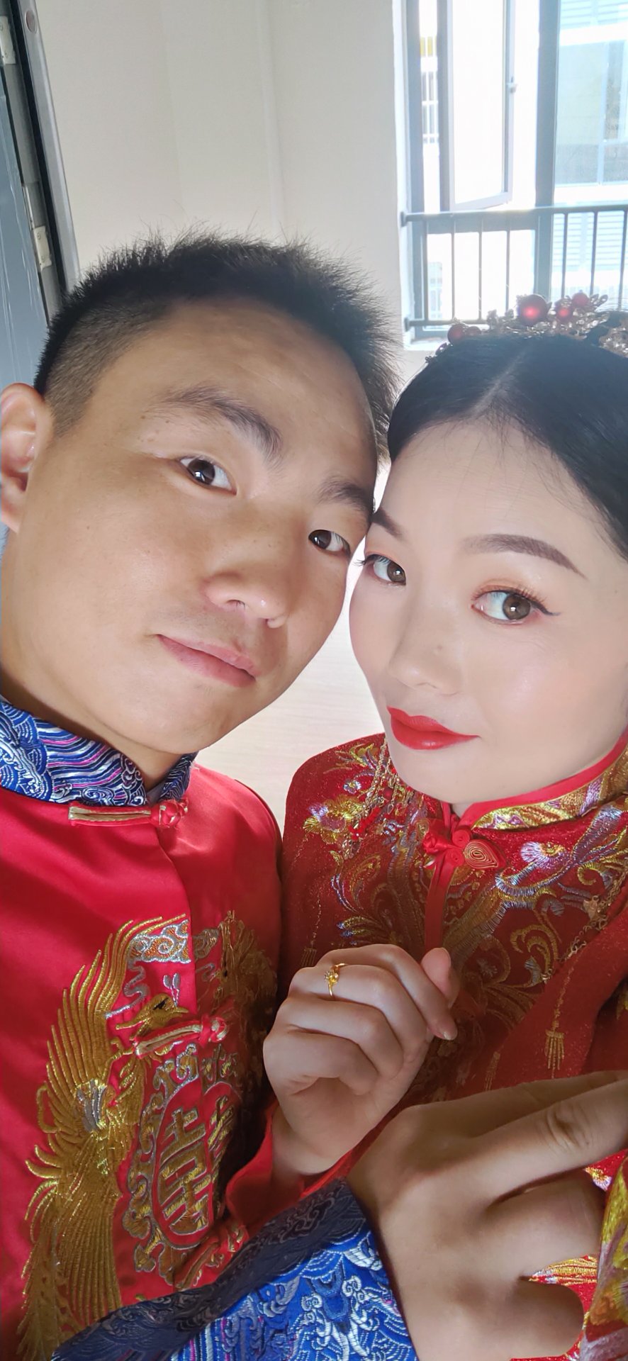 选婚纱，都没有拍到几张照片