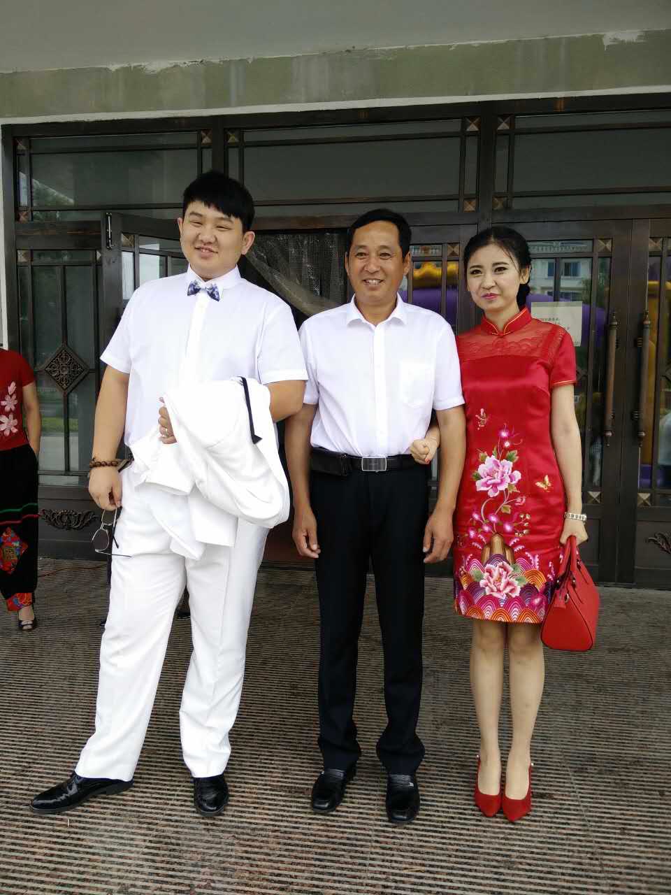 回婚礼纪交作业啦