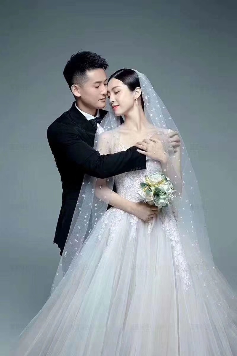贵阳卖婚纱_贵阳北站图片