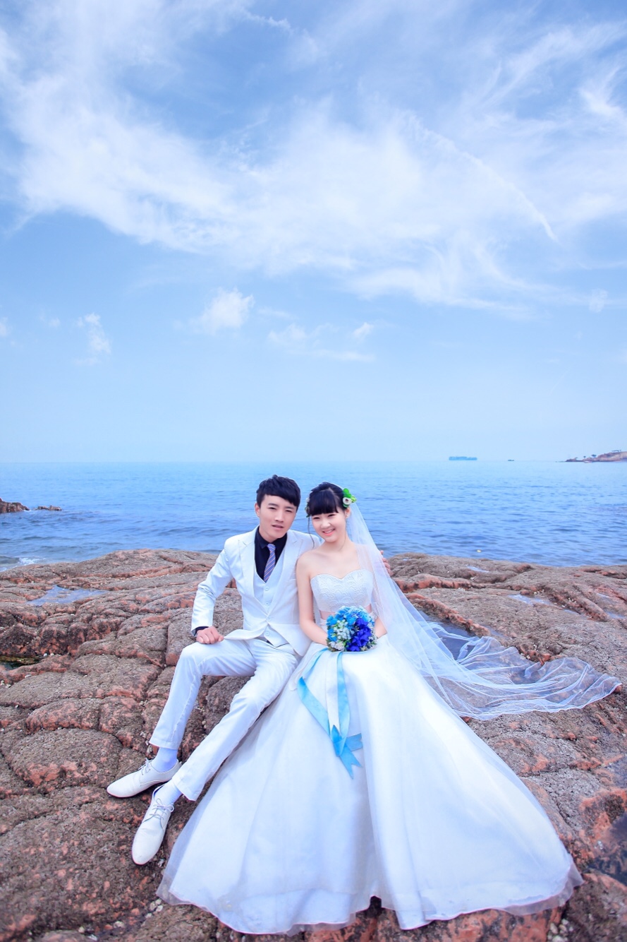 米娜婚纱_米娜婚纱照图片(3)