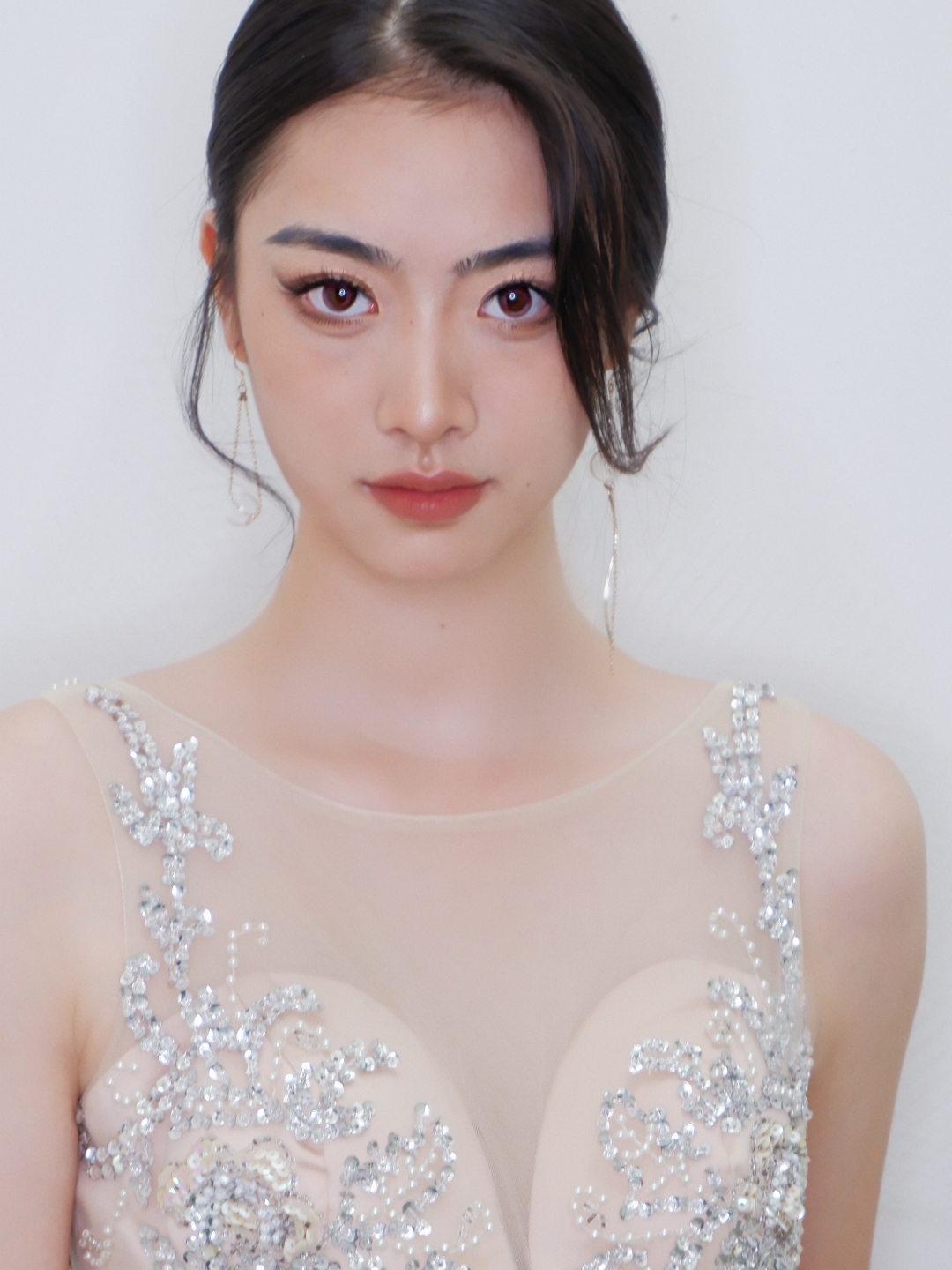 《星斗》新娘妆造