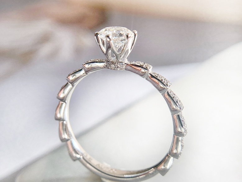 婚纱设计款钻戒超级美浪漫