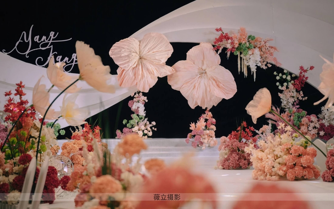粉色极简高定婚礼