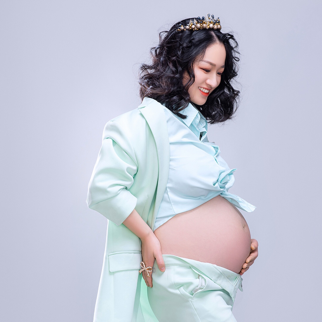 清新孕妇照，像春风拂过暖阳，眼里盛开光