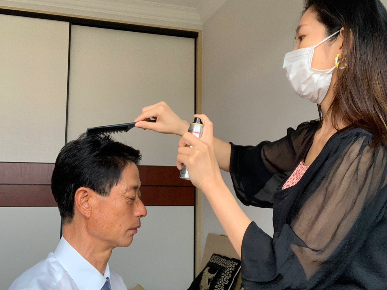 资深专业跟妆全天送伴娘妆、妈妈妆新郎妆、爸爸造型