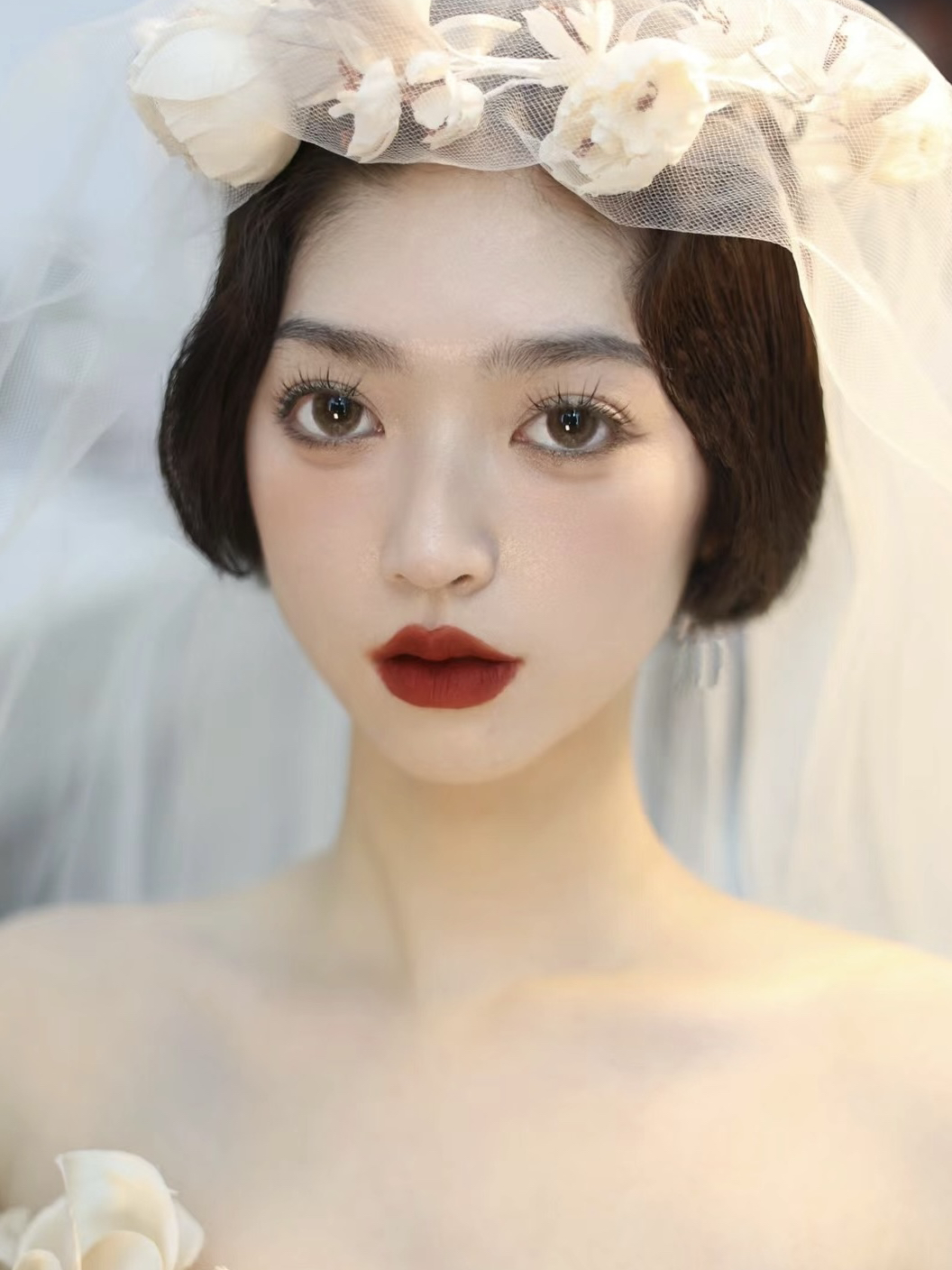 【热卖推荐】资深化妆师全天跟妆送妈妈妆伴娘妆