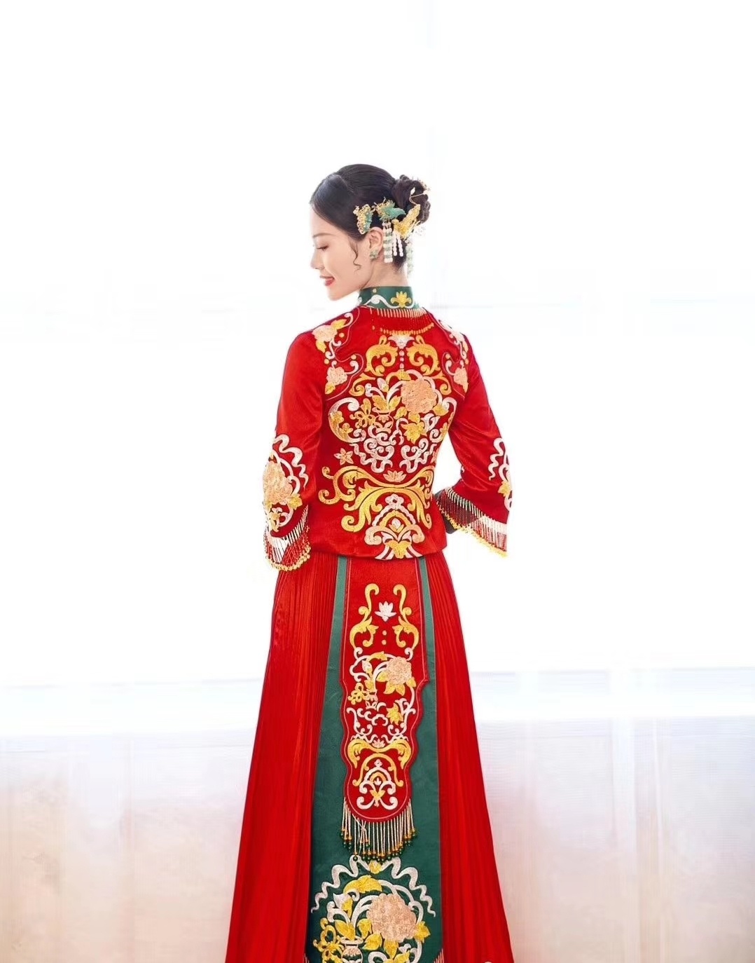 【种草】盘点夏季新款婚服，总有一款适合你❗