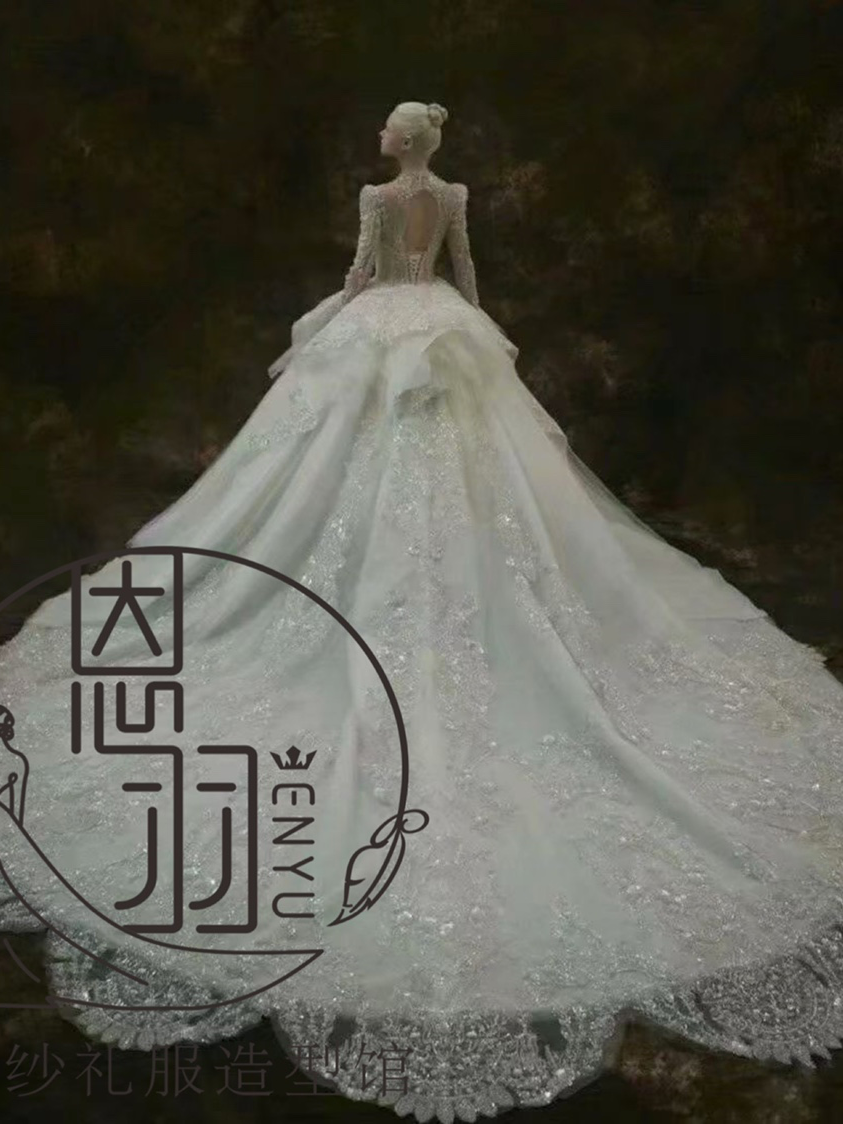 恩羽婚紗由艾造型創(chuàng)始人創(chuàng)辦