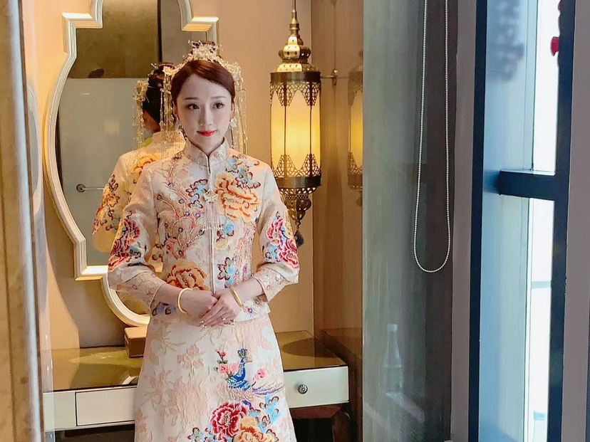 气质女神超火爆总监化妆师全天跟妆套餐