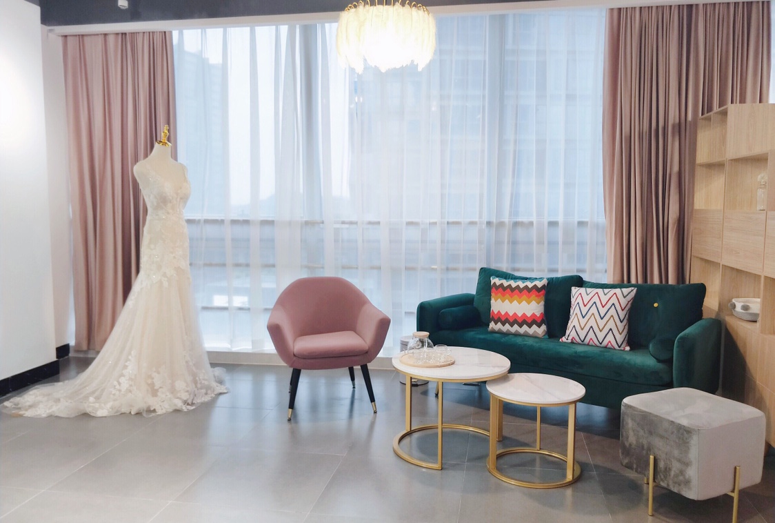 MULAN BRIDAL 木蘭婚纱礼服馆