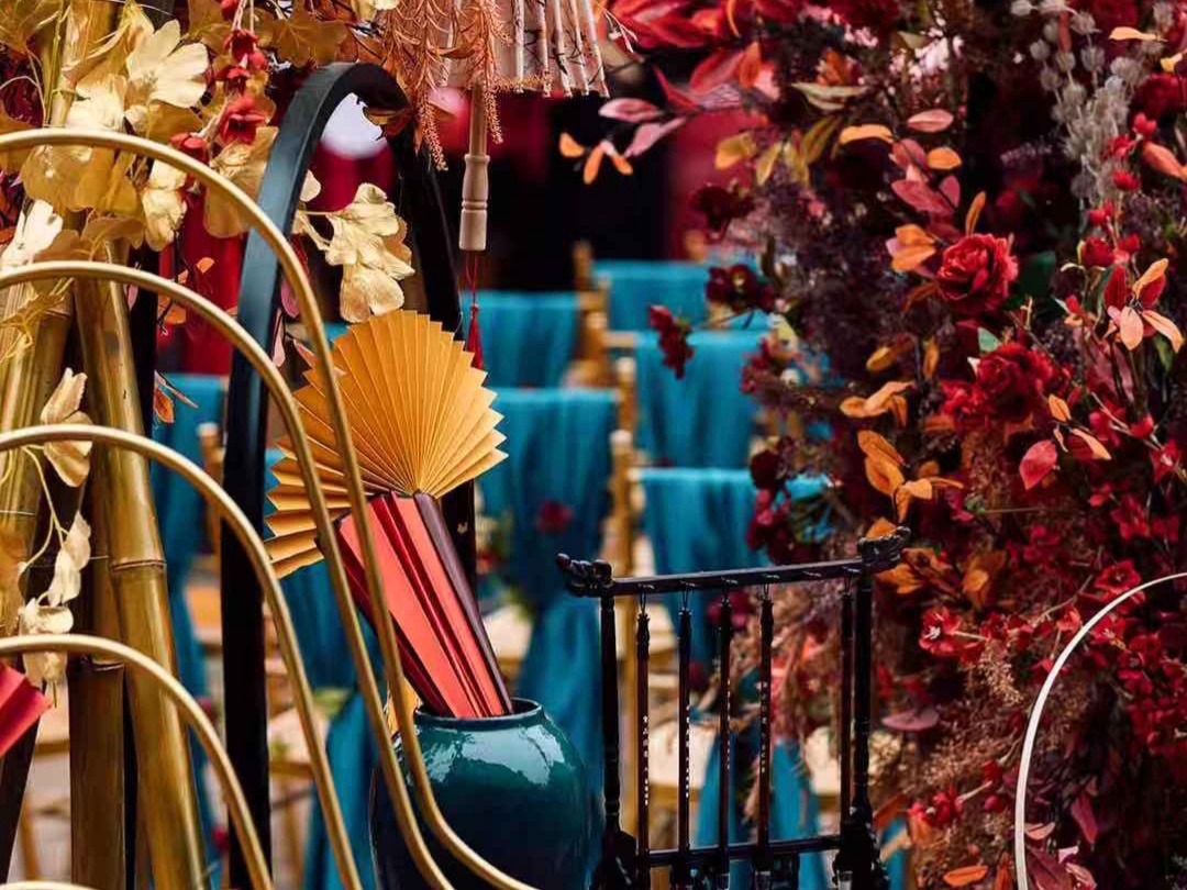 2020户外红蓝撞色中式婚礼