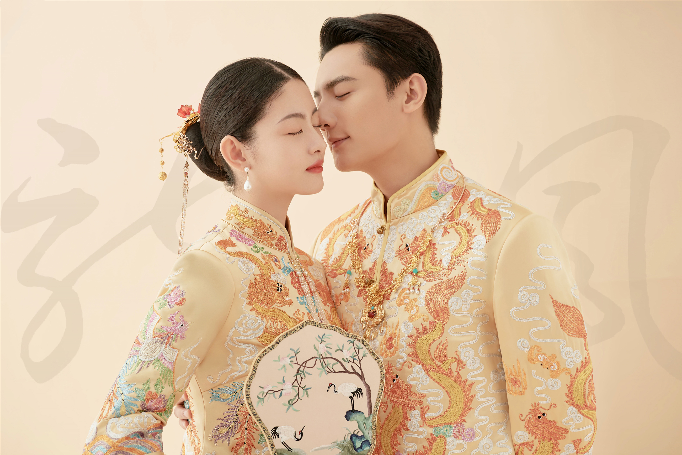 泰安婚纱照 8套服装+8个放大+2本相册