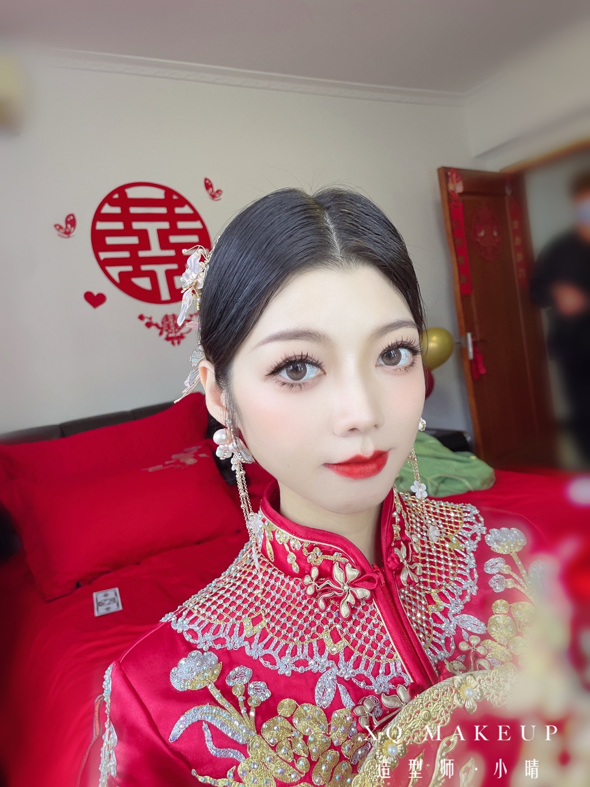 资深明星化妆师全天跟妆（风格韩系大方）