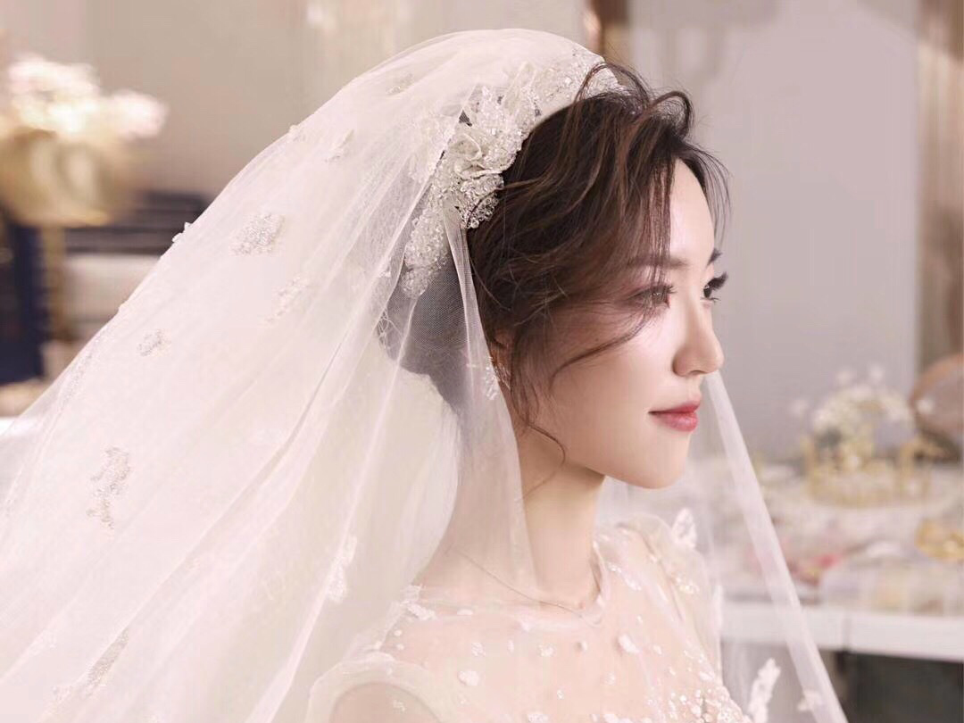 《限量抢购套餐》资深档+全天跟妆三妆三造+妈妈妆