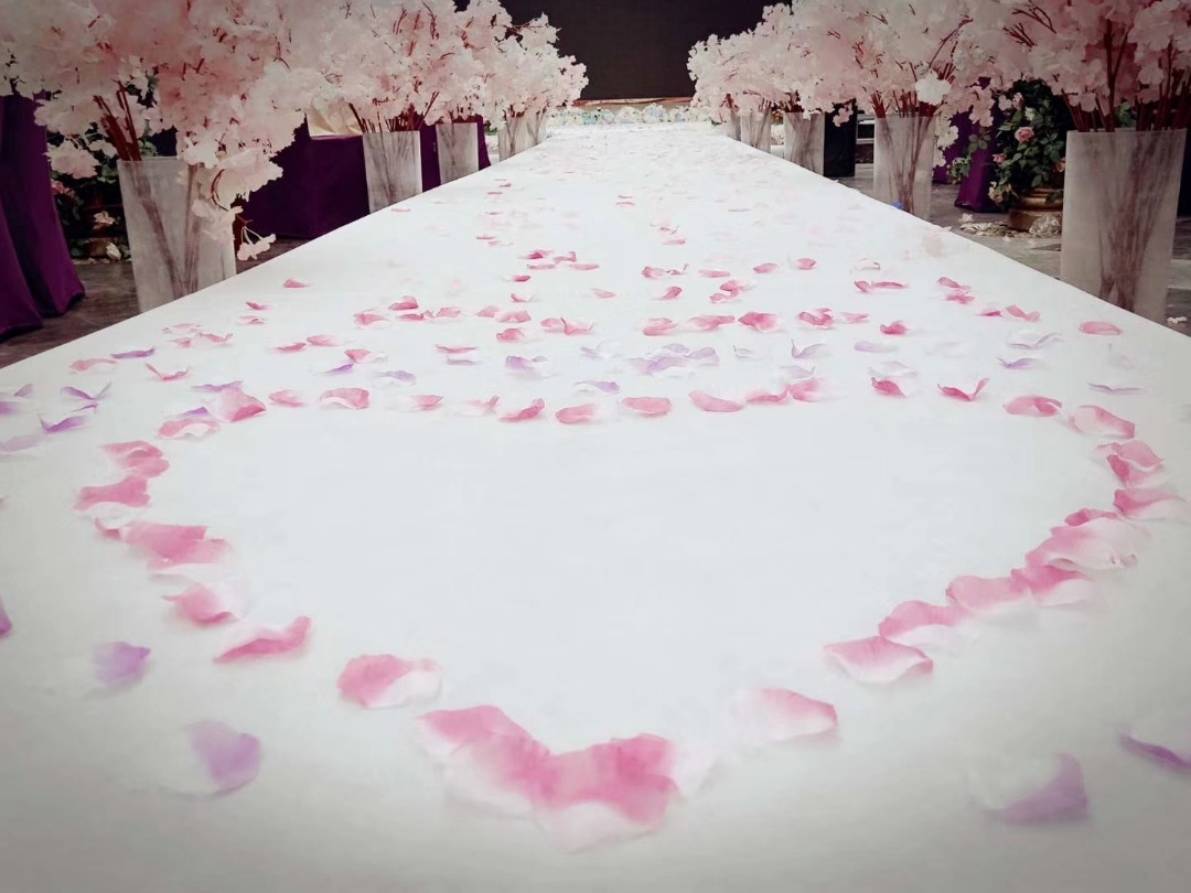 情缘婚庆在幸福的路上等你们哦