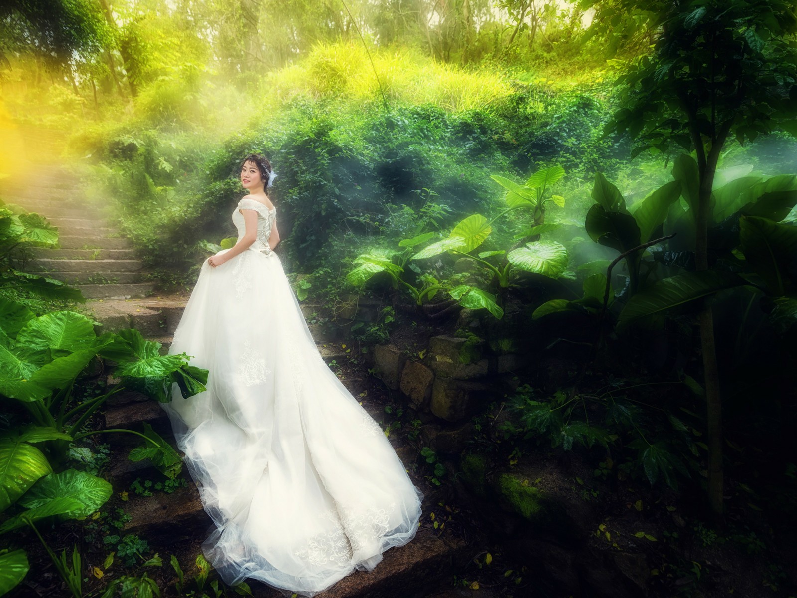 印爱婚纱_喜印王子婚纱礼服(2)