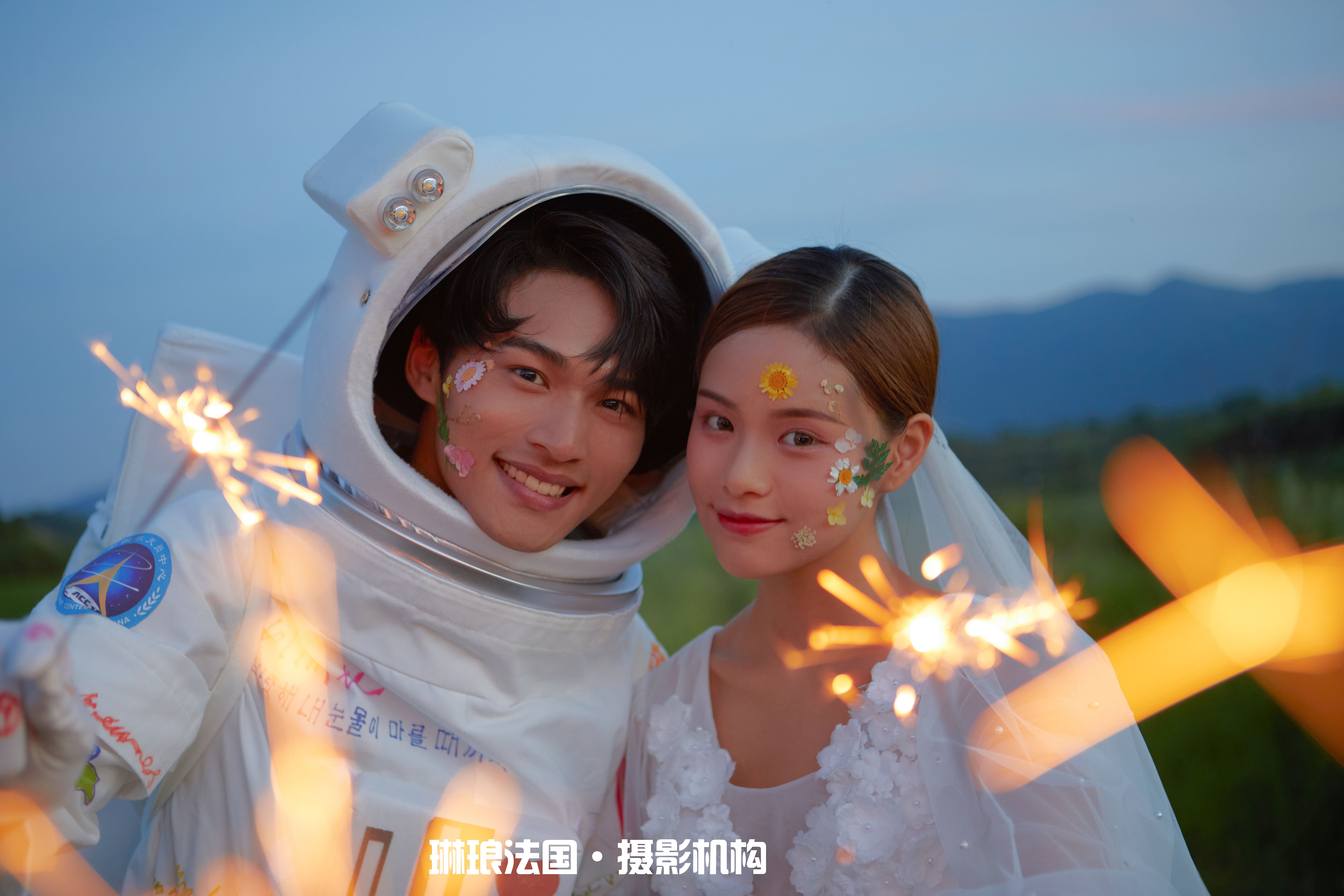 宇宙星河赠予你