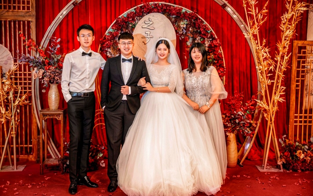 2020年秒杀价红色风中式婚礼《之子于归》