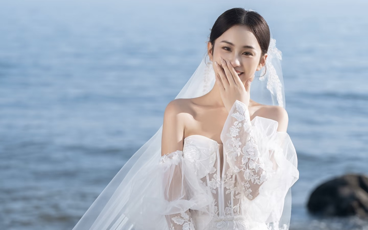 海边浪漫氛围感婚纱照