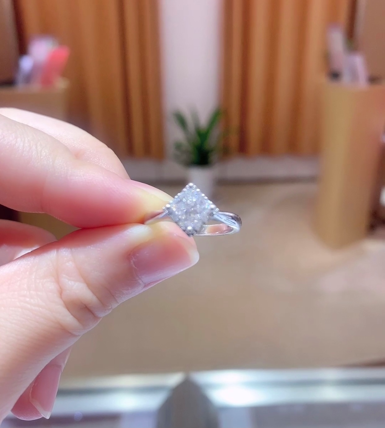 💍简约款钻戒比较耐看💍