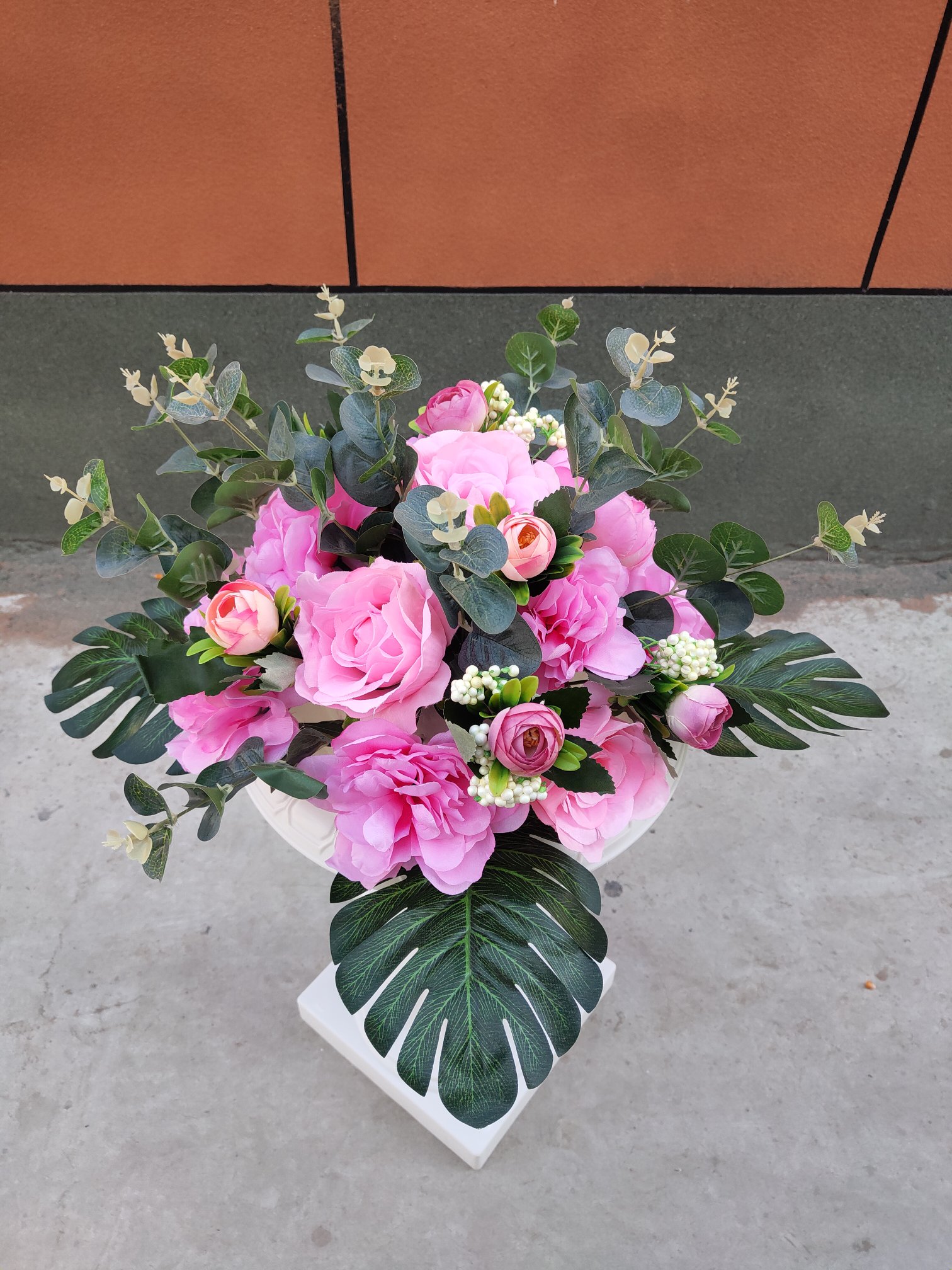 爱忆花海婚庆